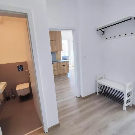 Schanz - Quietly Oriented - Private Parking - Balcony Апартаменти Братислава