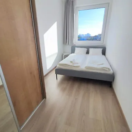 Schanz - Quietly Oriented - Private Parking - Balcony Апартаменти Братислава