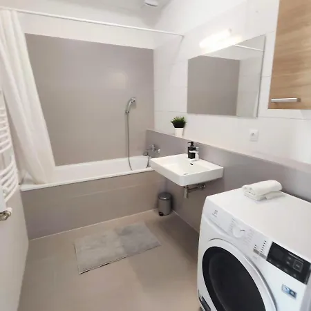 Schanz - Quietly Oriented - Private Parking - Balcony Bratysława