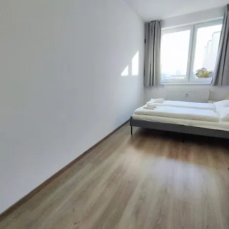 Schanz - Quietly Oriented - Private Parking - Balcony * Братислава
