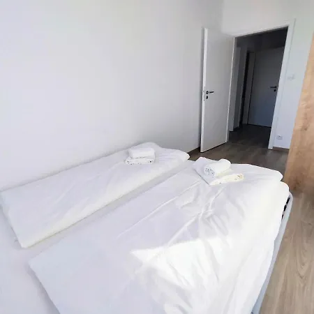 Schanz - Quietly Oriented - Private Parking - Balcony * Братислава