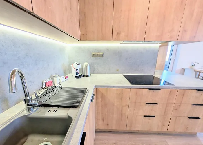 Schanz - Quietly Oriented - Private Parking - Balcony *