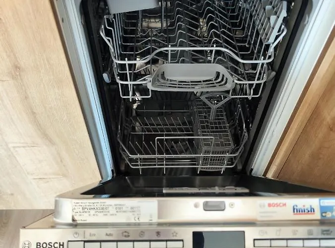 Schanz - Quietly Oriented - Private Parking - Balcony アパート