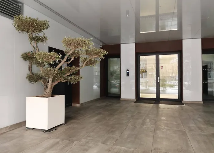 Schanz - Quietly Oriented - Private Parking - Balcony * ブラチスラヴァ